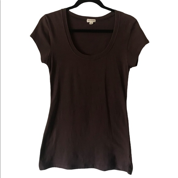 Zenana Outfitters Tops - ⭐️Zenana Outfitters, Brown, Scoop neckTee,Size L⭐️